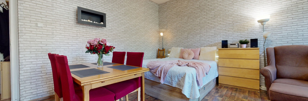 REALITNÉ IMPÉRIUM ponúka priestranný 2 izbový byt v blízkosti VIVO, CENTRAL, LAKESIDE Park + BONUS obrovský uzavretý súkromný dvor