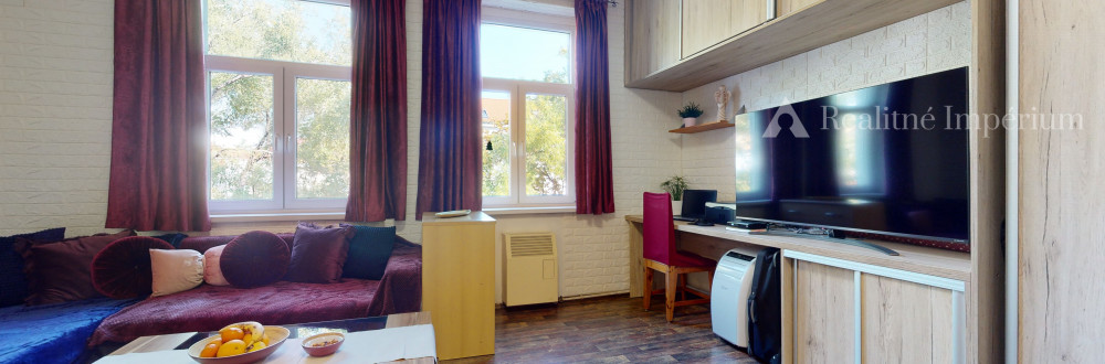 REALITNÉ IMPÉRIUM ponúka priestranný 2 izbový byt v blízkosti VIVO, CENTRAL, LAKESIDE Park + BONUS obrovský uzavretý súkromný dvor