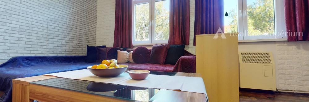 REALITNÉ IMPÉRIUM ponúka priestranný 2 izbový byt v blízkosti VIVO, CENTRAL, LAKESIDE Park + BONUS obrovský uzavretý súkromný dvor