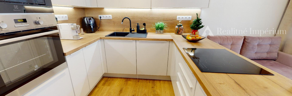 Vyšperkovaný 4 izbový byt na začiatku Petržalky na predaj