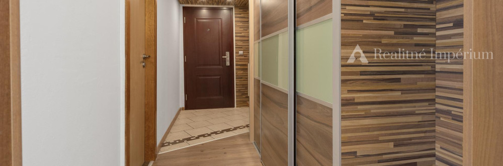 3 izbvý byt s výhľadom na hrad