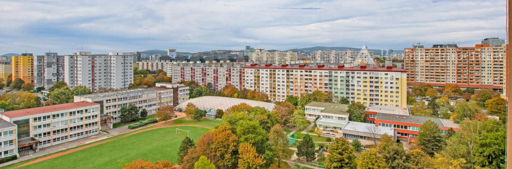 3 izbvý byt s výhľadom na hrad