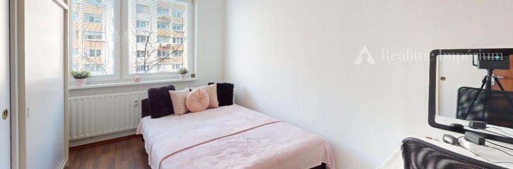 ZNOVU V PONUKE Veľký 3 izbový byt v petržalke