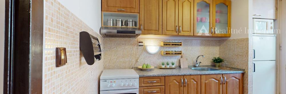 ZNOVU V PONUKE Veľký 3 izbový byt v petržalke