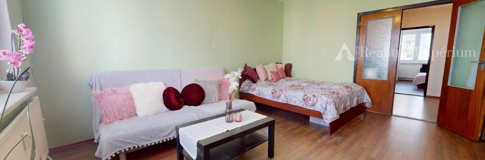 ZNOVU V PONUKE Veľký 3 izbový byt v petržalke