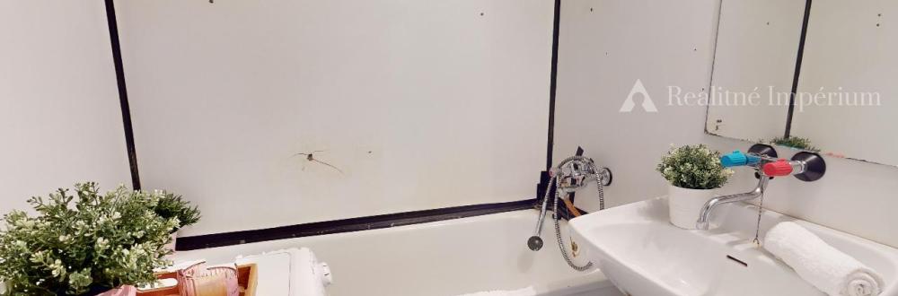 ZNOVU V PONUKE Veľký 3 izbový byt v petržalke