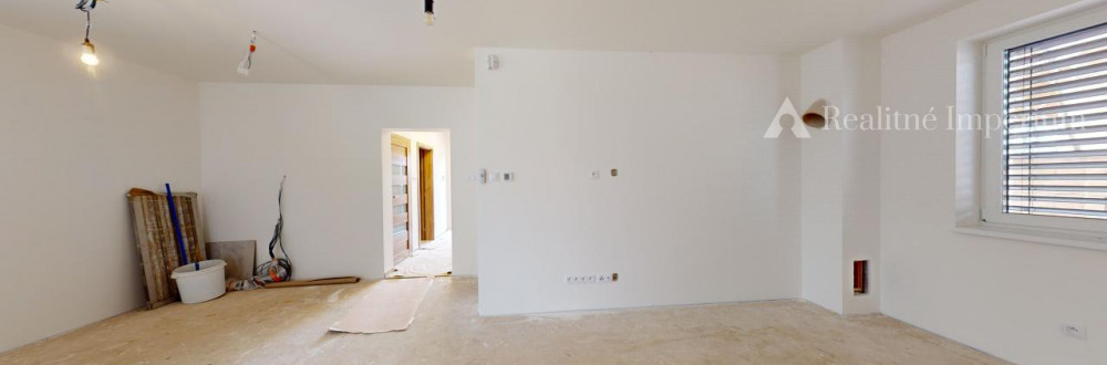 5 izbový rodinný dom v súkromnej časti Mokráň Záhon