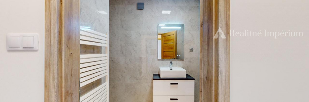 5 izbový rodinný dom v súkromnej časti Mokráň Záhon