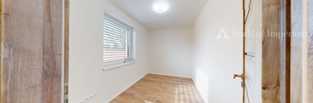 5 izbový rodinný dom v súkromnej časti Mokráň Záhon