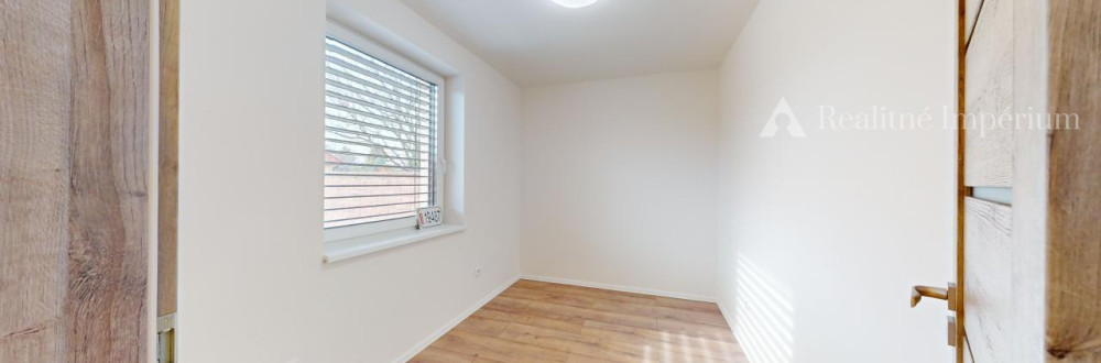 5 izbový rodinný dom v súkromnej časti Mokráň Záhon