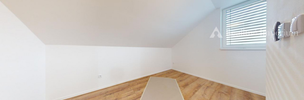 5 izbový rodinný dom v súkromnej časti Mokráň Záhon