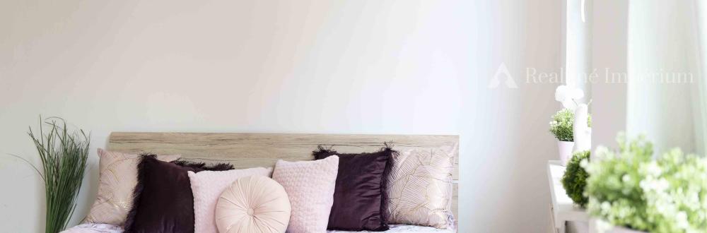 PREDANÉ - Veľký 4-izbový byt s prerobenou kúpeľňou