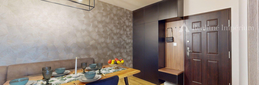 TOP MAKLÉR ponúka 4-izbový byt po kompletnej prerábke