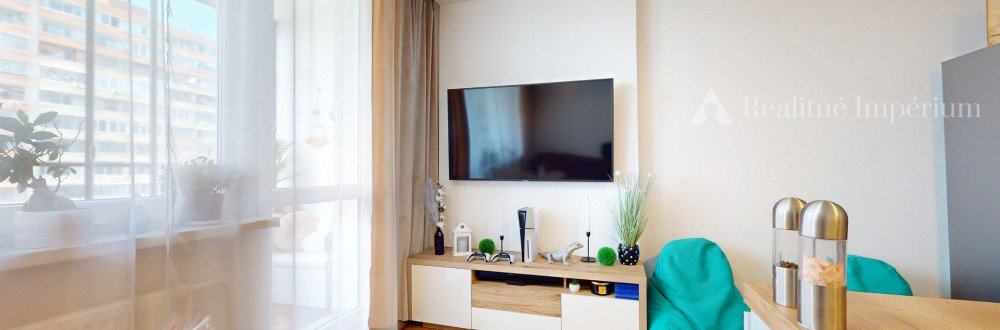 TOP MAKLÉR ponúka 4-izbový byt po kompletnej prerábke