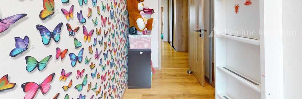 TOP MAKLÉR ponúka 4-izbový byt po kompletnej prerábke