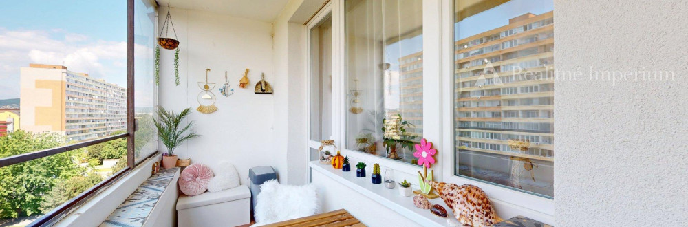 TOP MAKLÉR ponúka 4-izbový byt po kompletnej prerábke