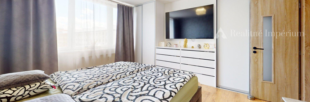 TOP MAKLÉR ponúka 4-izbový byt po kompletnej prerábke