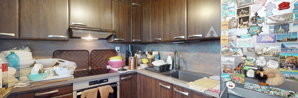 DVE TERASY, ZIMNÁ ZÁHRADA A VÝHĽAD NA CELÉ PODUNAJSKÉ BISKUPICE.