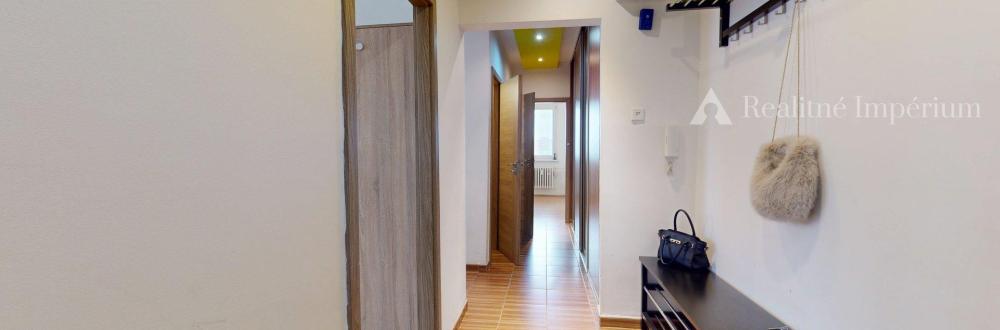 TOP MAKLÉR ponúka 3-izbový byt s výhľadom na celé mesto