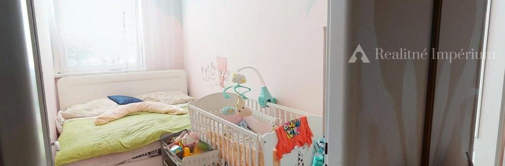 TOP MAKLÉR ponúka dvojgarsónku s BALKÓNOM