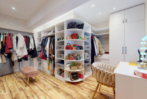 TOP MAKLÉR ponúka jedinečný 2-izbový mezonet – Rovinka