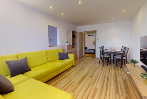 TOP MAKLÉR ponúka 3-izbový byt s výhľadom na celé mesto