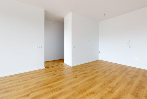 TOP MAKLÉR ponúka svetlý 2-izbový apartmán