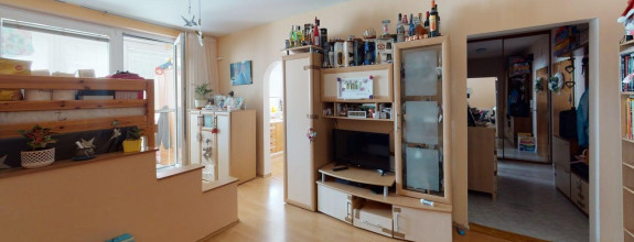 TOP MAKLÉR ponúka dvojgarsónku s BALKÓNOM